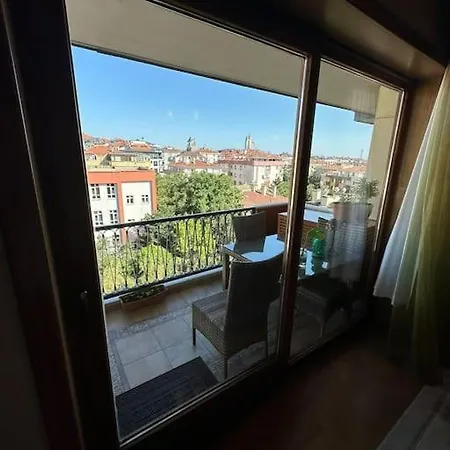 Acibadem Ata Konaklari דירה